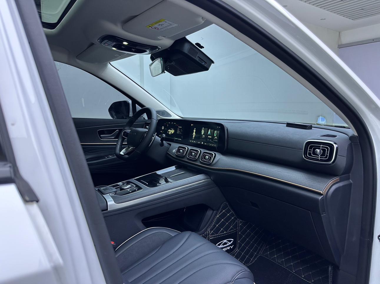 Chery Tiggo 9 2023 2.0T DCT 2WD Luxury 5 seat