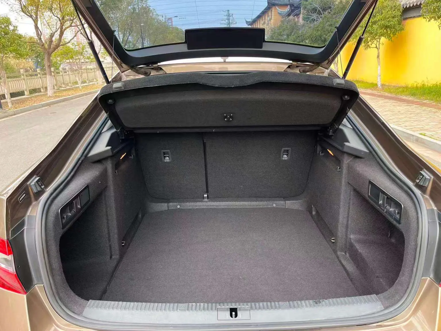 Skoda Superb 2018 TSI330 DSG Comfort China V