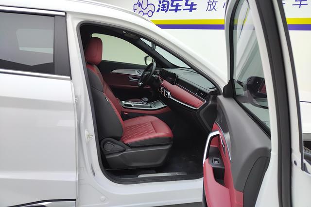Jetour X70 PLUS 2024 Champion 1.5T DCT Champion MAX 7 seat