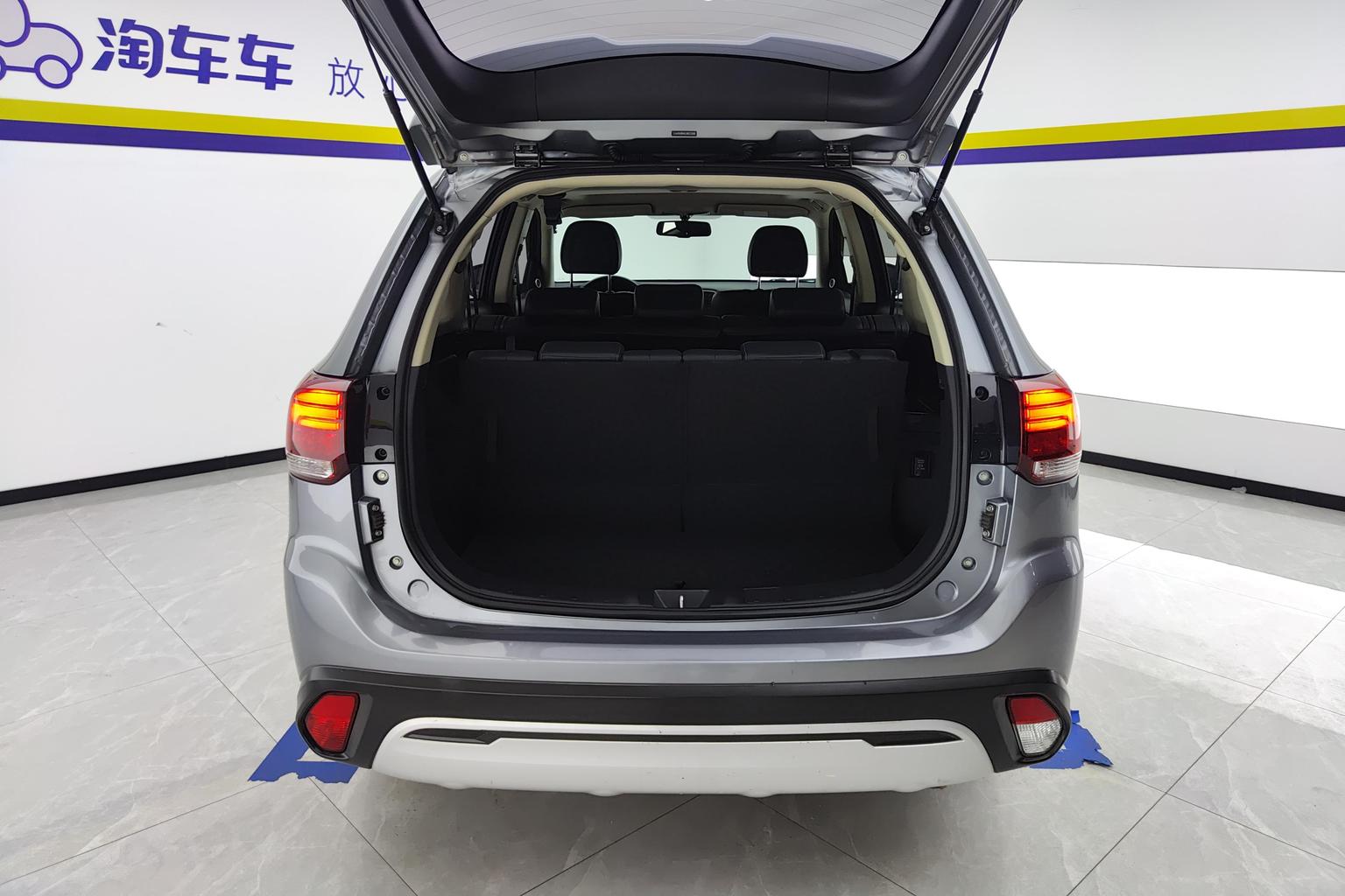 Mitsubishi Outlander 2020 2.0L 2WD Delight 7 seat