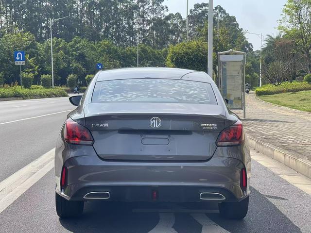 MG MG5 2021 Facelift 300TGI DCT Green luxury Flagship