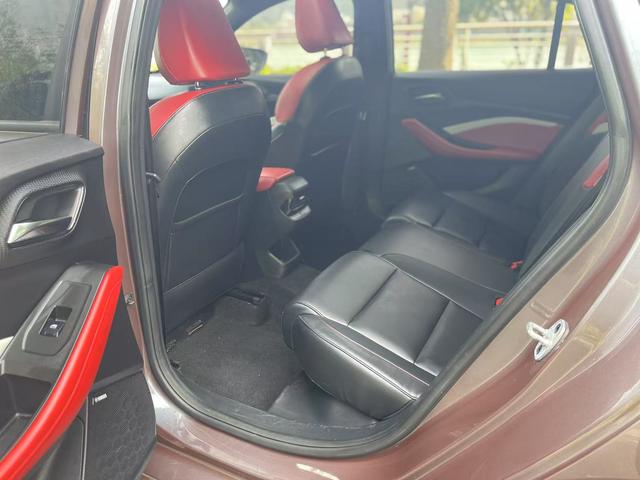 MG MG5 2021 Facelift 300TGI DCT Green luxury Flagship