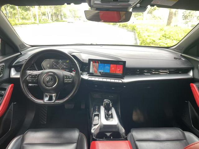MG MG5 2021 Facelift 300TGI DCT Green luxury Flagship