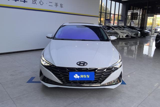 Hyundai Elantra 2022 1.5L CVT GLX Elite