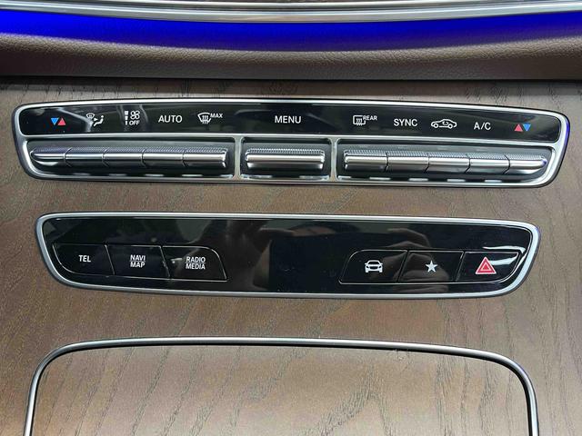 Mercedes-Benz E Class 2022 2nd Facelift E 300 L Fashion Sedan