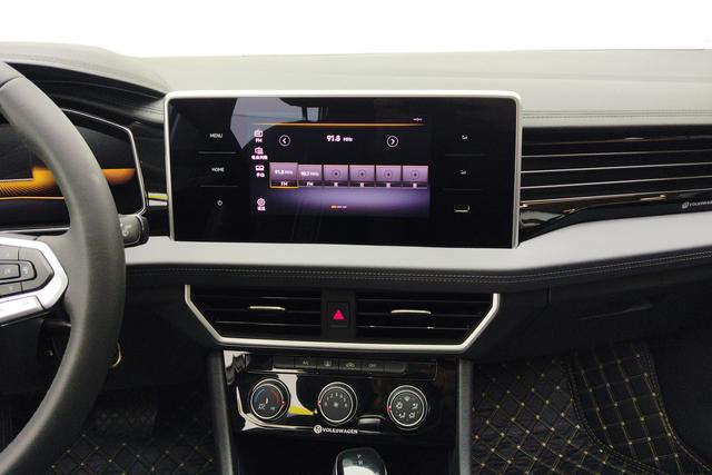 Volkswagen Sagitar 2024 300TSI DSG fly over