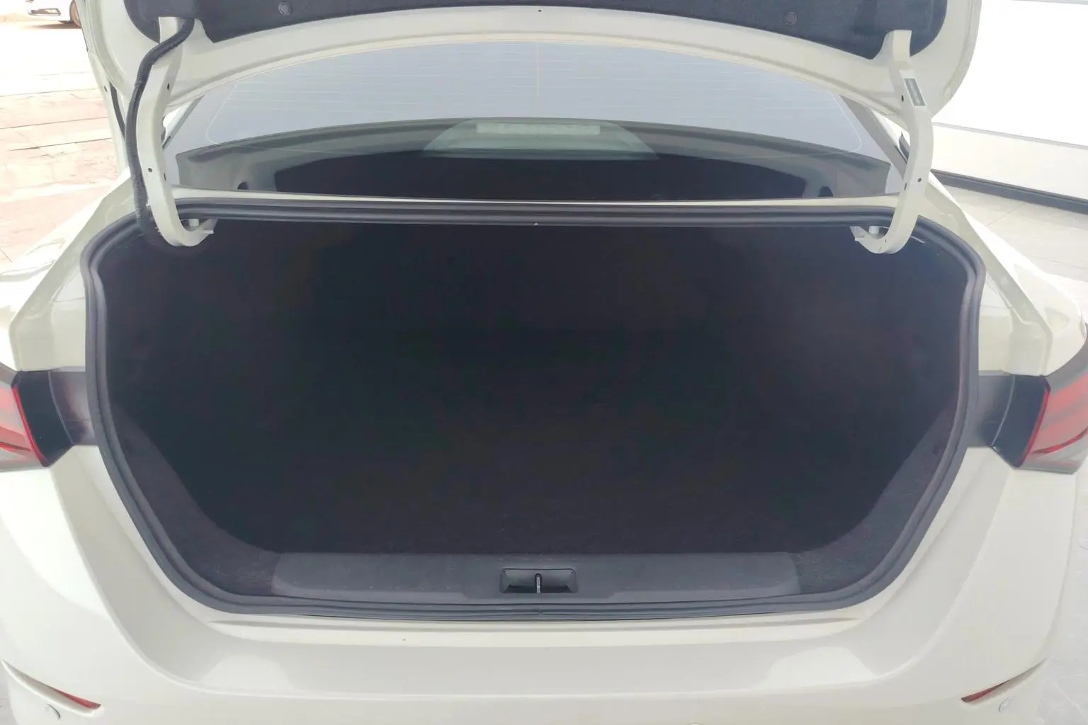 Nissan Sylphy 2022 1.6L XL CVT Comfort Plus
