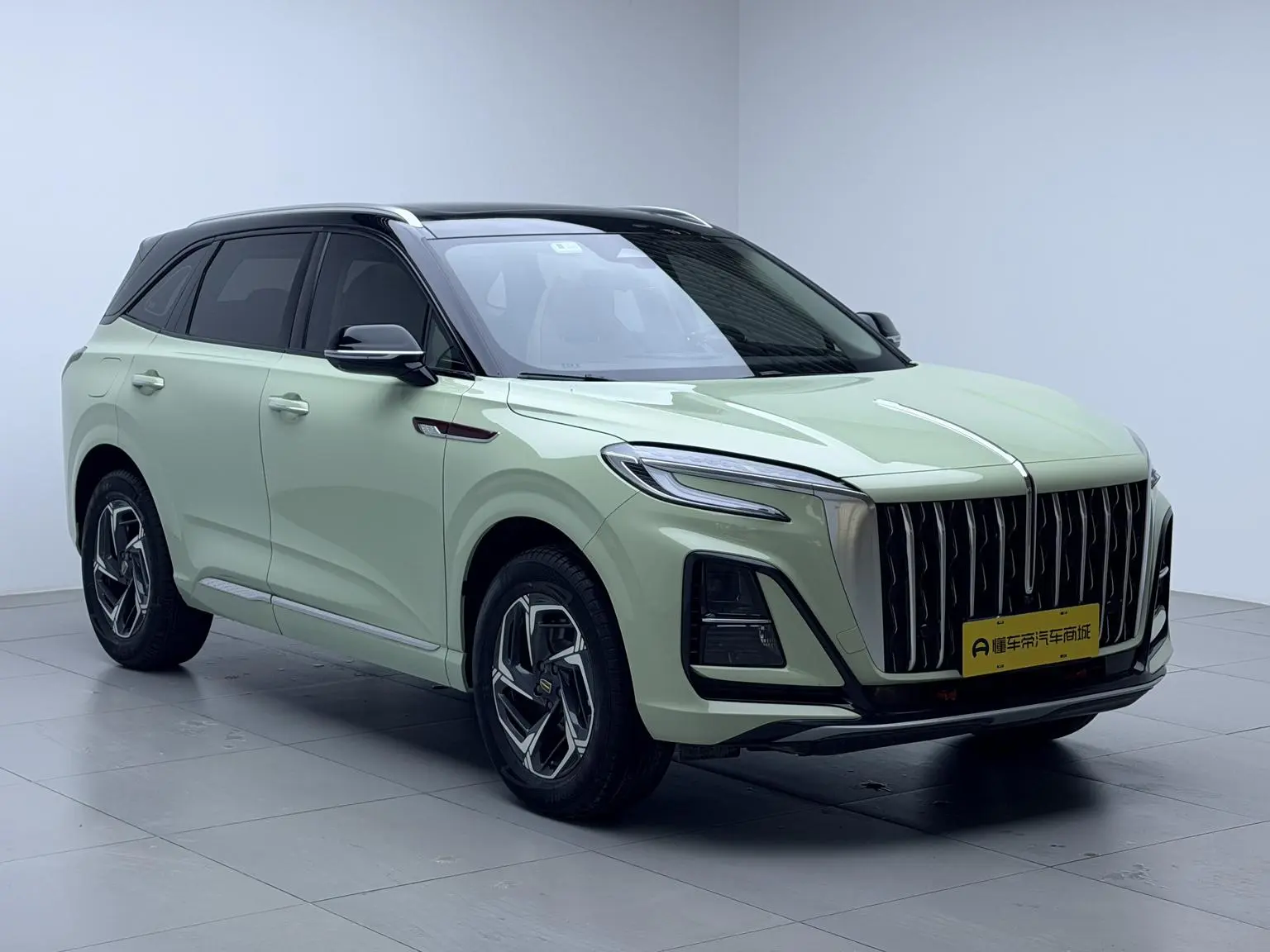 Hongqi HS3 2023 1.5T