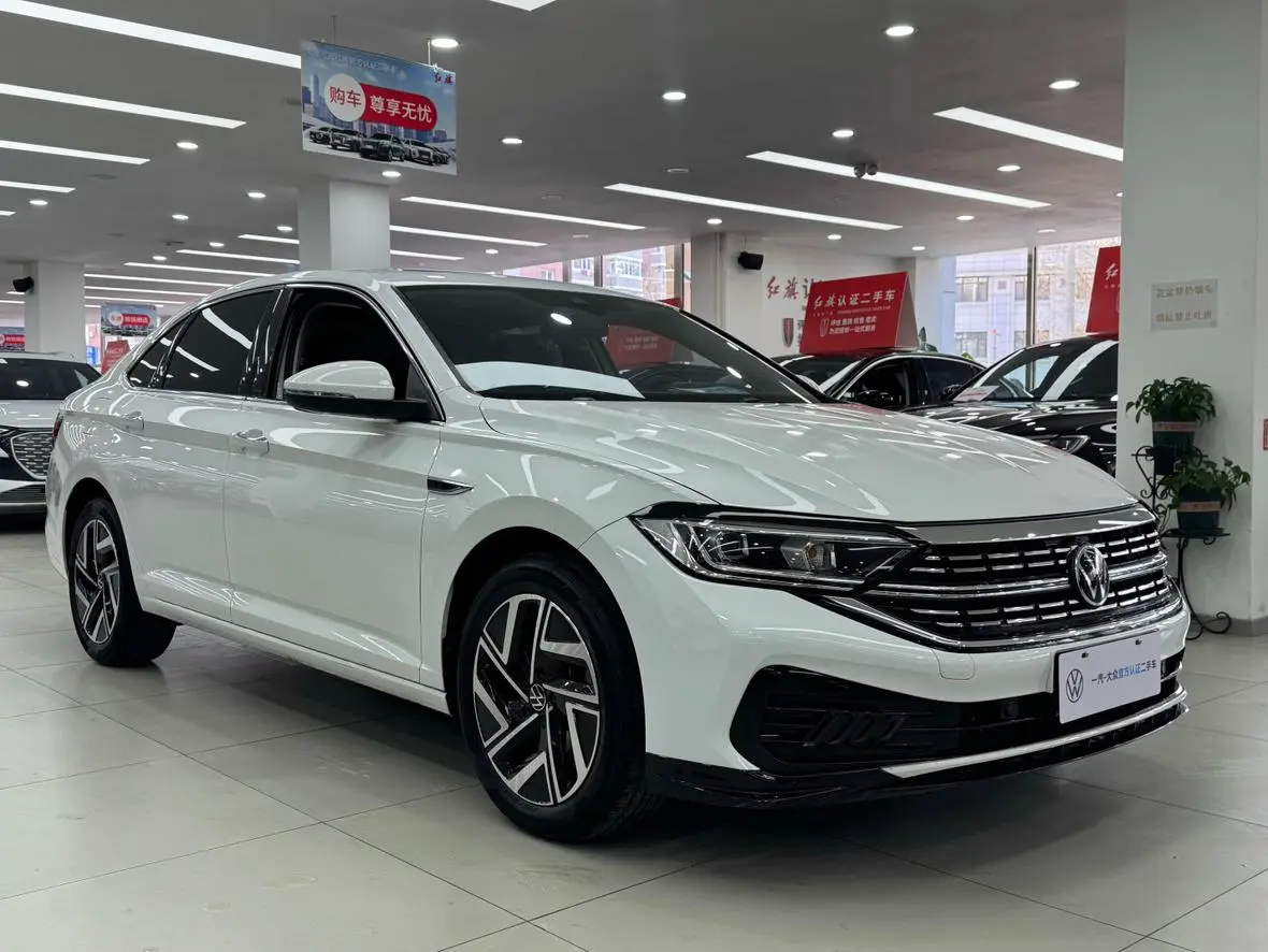Volkswagen Sagitar 2023 300TSI DSG Beyond