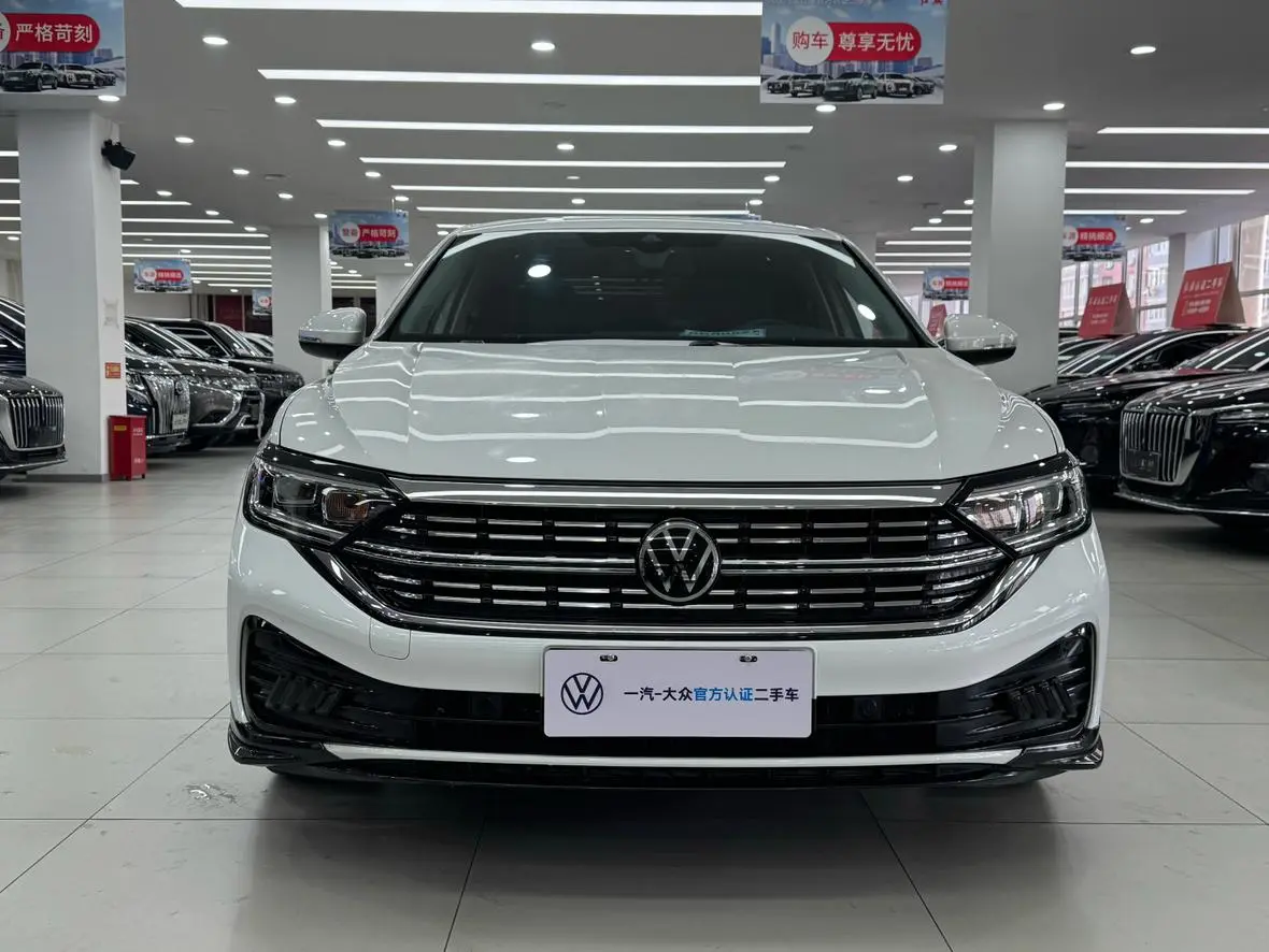Volkswagen Sagitar 2023 300TSI DSG Beyond