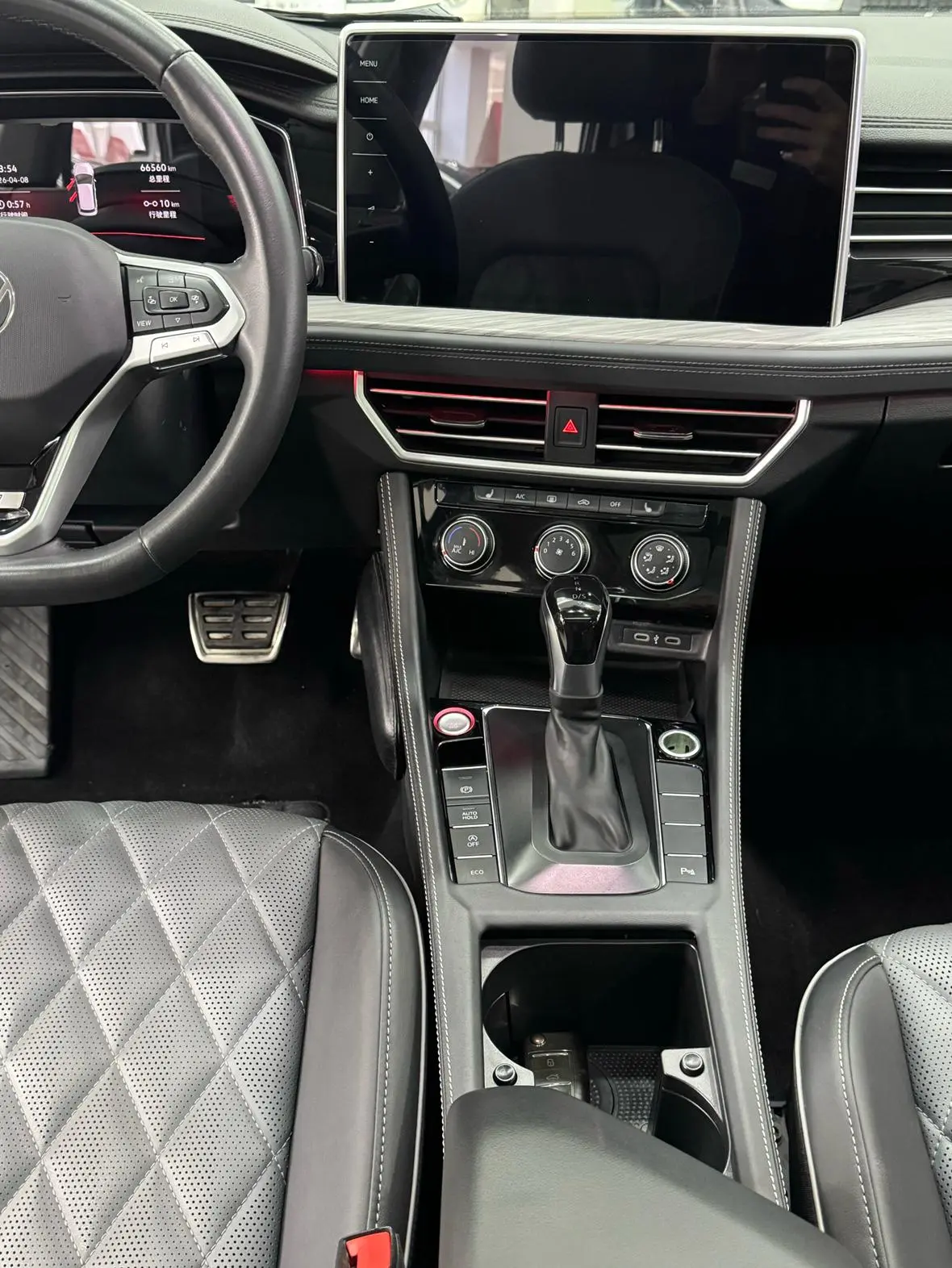 Volkswagen Sagitar 2023 300TSI DSG Beyond
