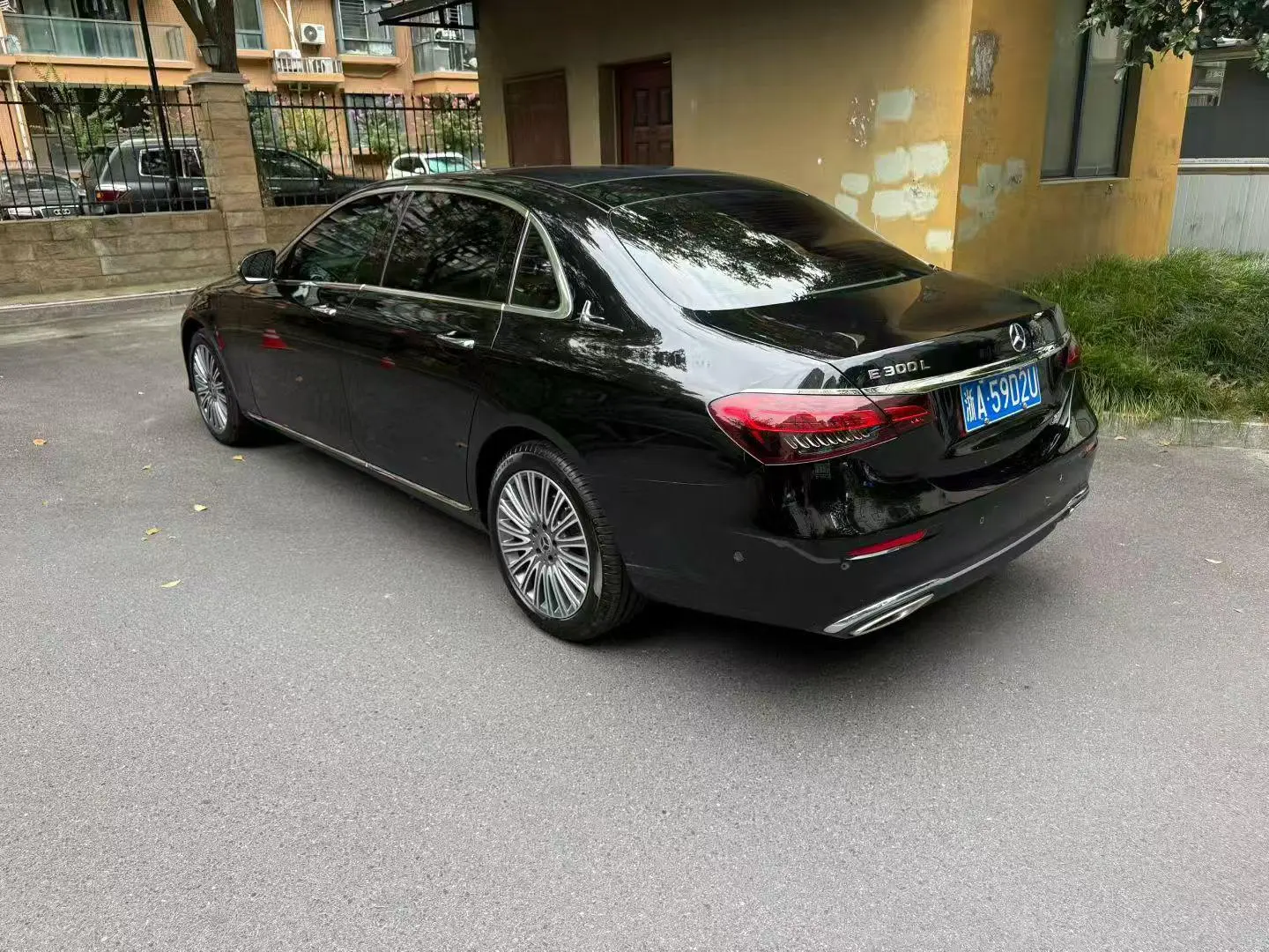 Mercedes-Benz E Class 2022 Facelift E 300 L Fashion Sedan