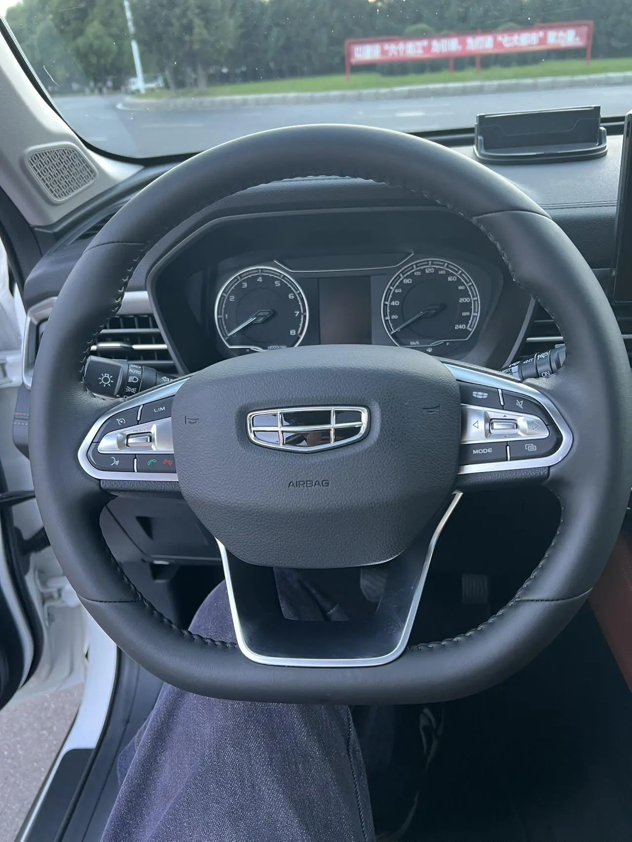 Geely X6 2021 PRO 1.4T Auto Premium