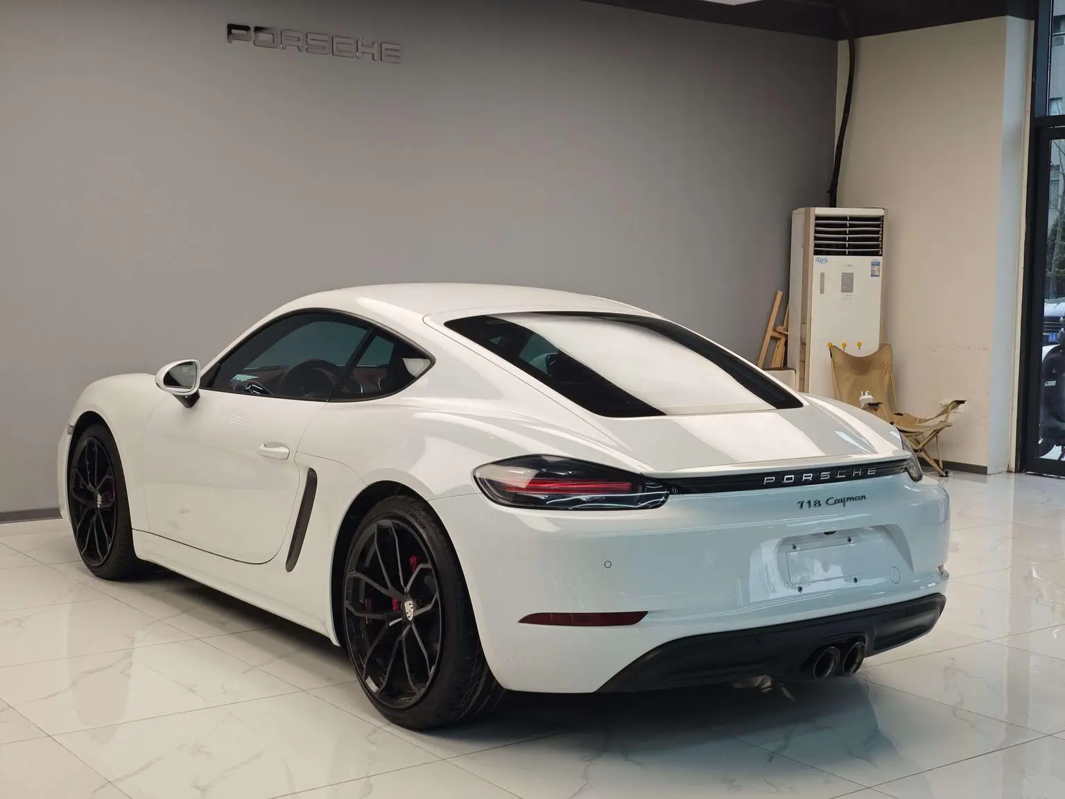 Porsche 718 2020 Cayman 2.0T