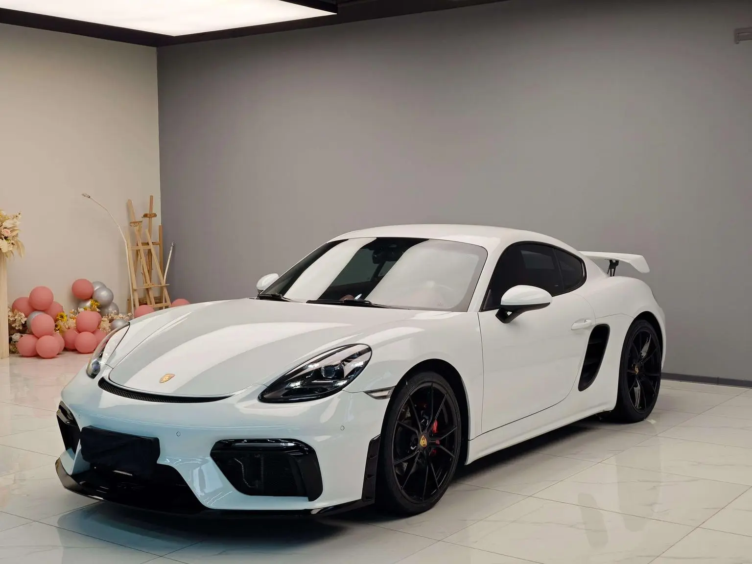 Porsche 718 2018 Cayman 2.0T