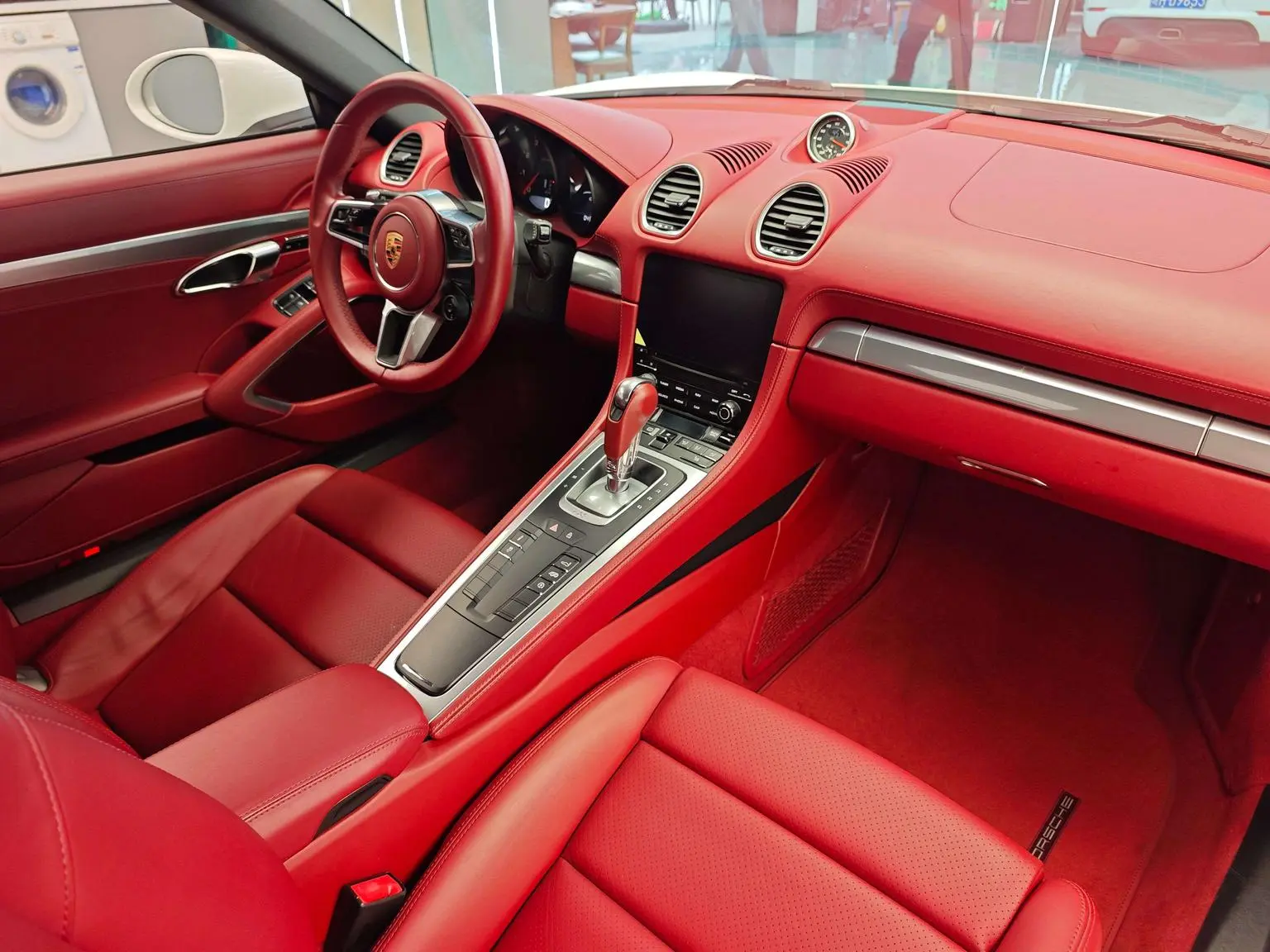 Porsche 718 2018 Cayman 2.0T