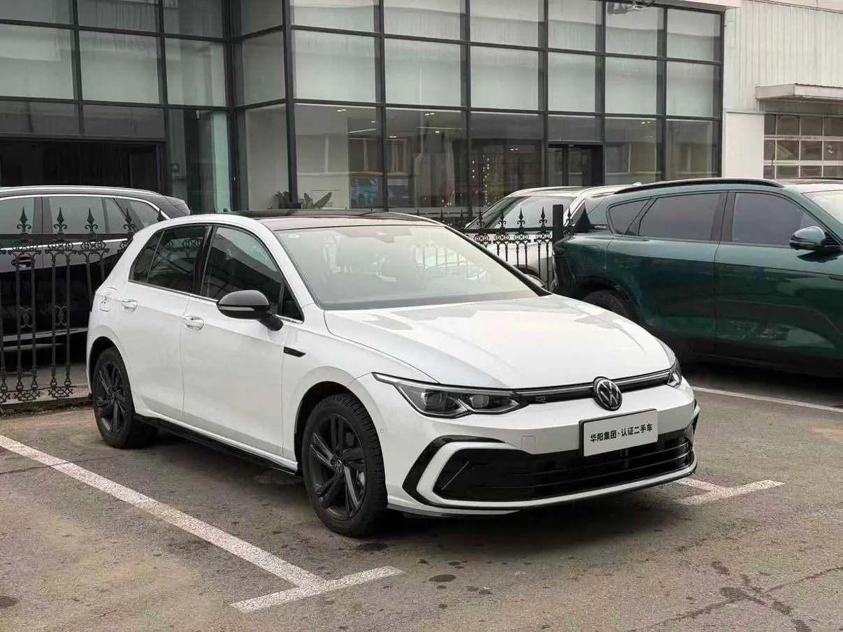 Volkswagen Golf 2024 280TSI DSG R-Line 50