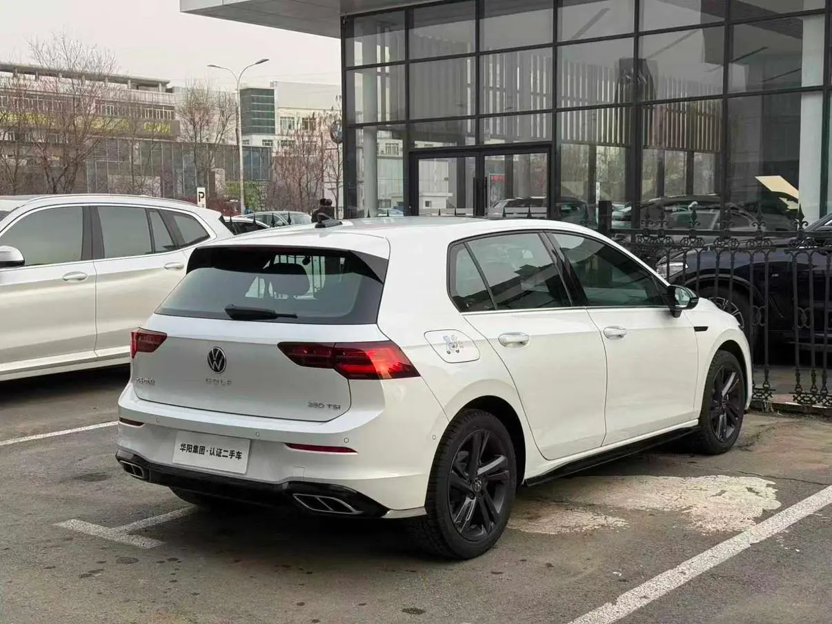 Volkswagen Golf 2024 280TSI DSG R-Line 50