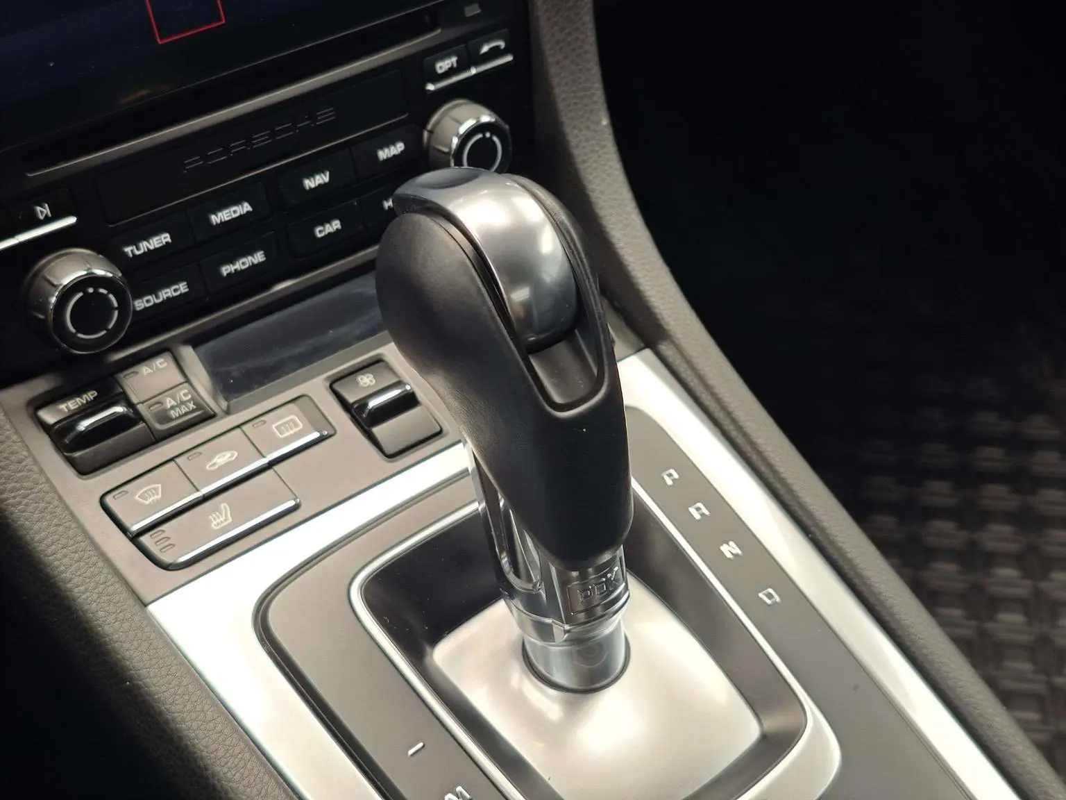 Porsche 718 2018 Cayman 2.0T