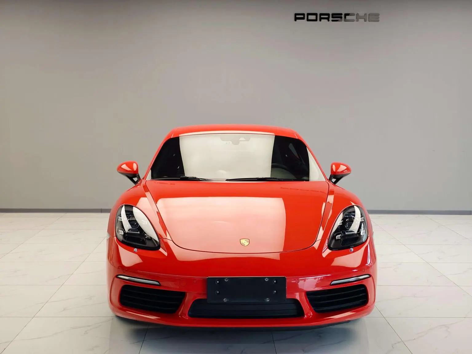 Porsche 718 2018 Cayman 2.0T