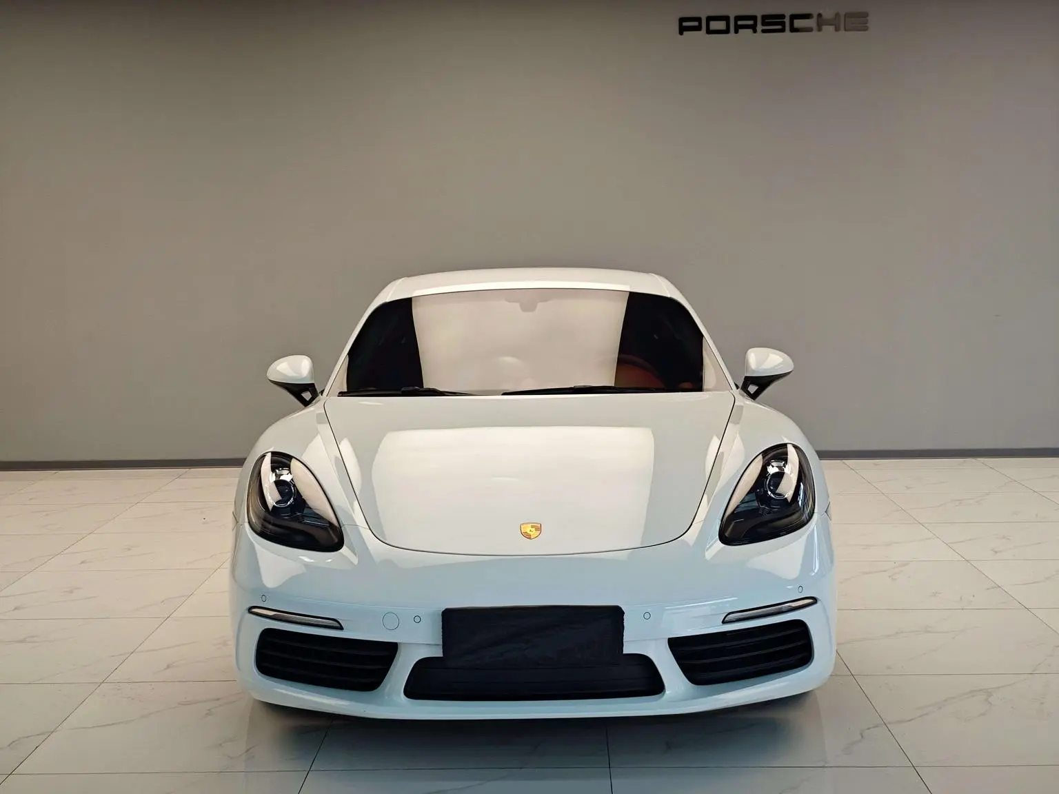 Porsche 718 2018 Cayman 2.0T