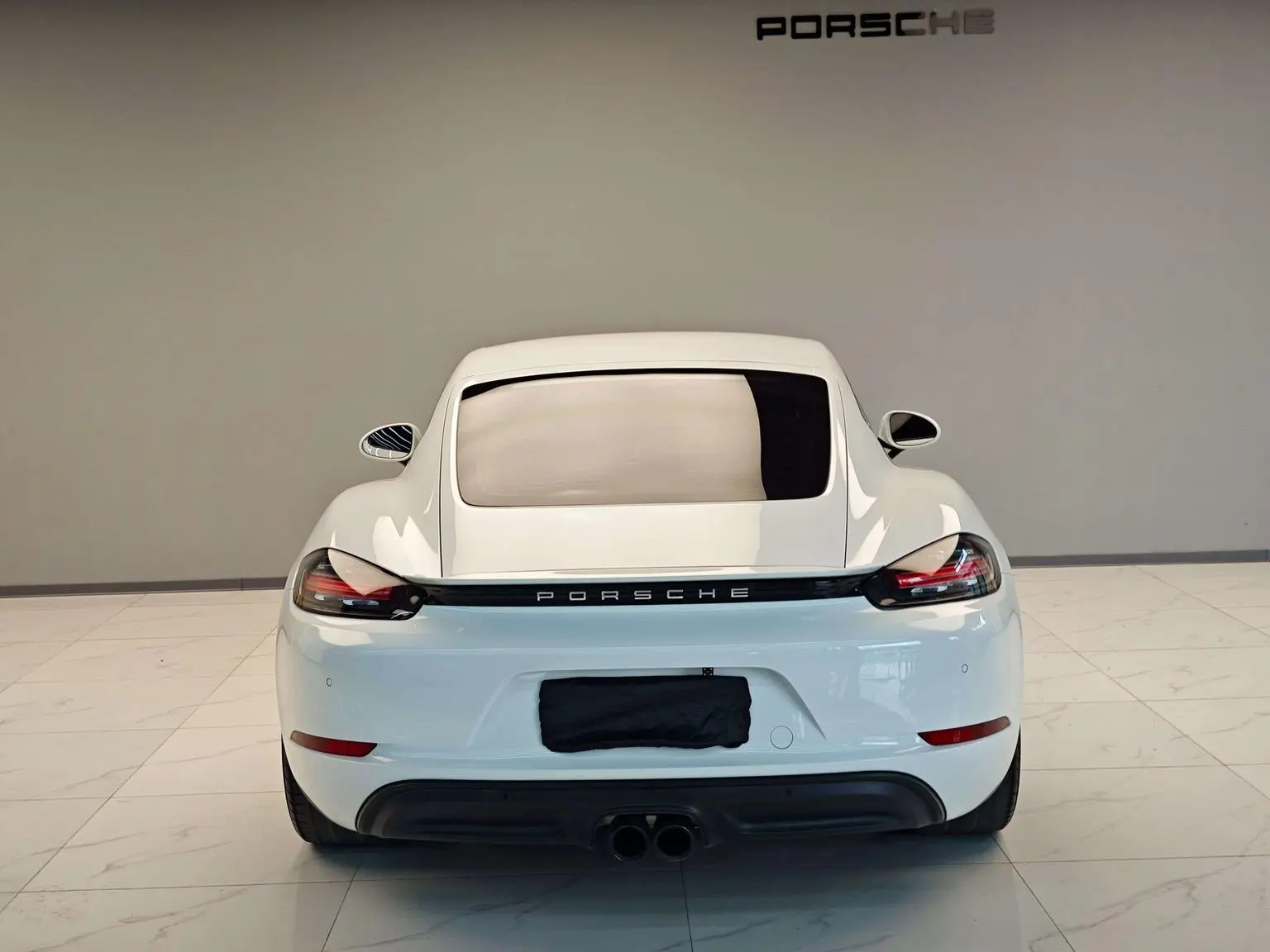 Porsche 718 2018 Cayman 2.0T