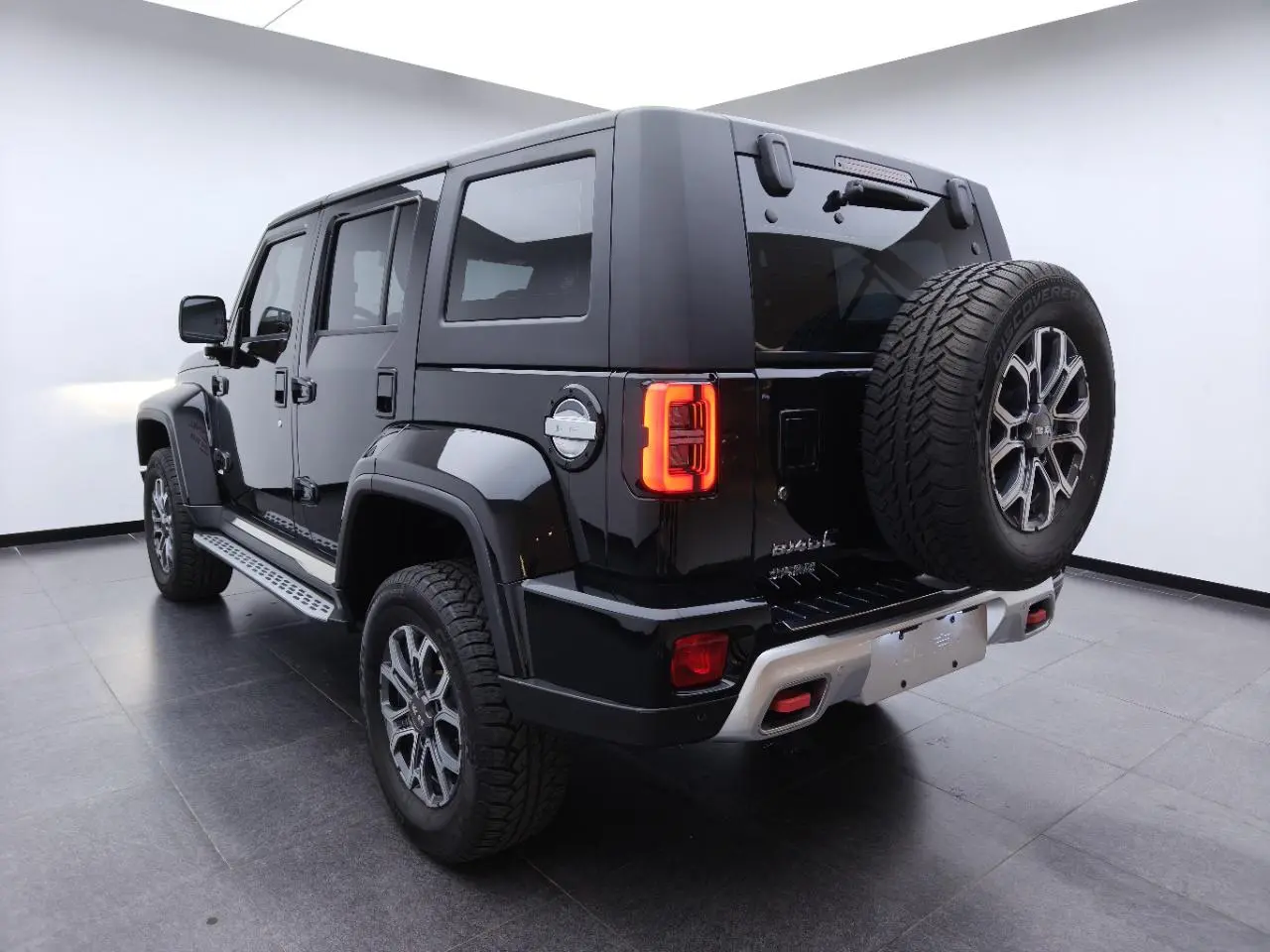 Beijing Off-Road BJ40 2024 2.0T Auto 4WD Glory