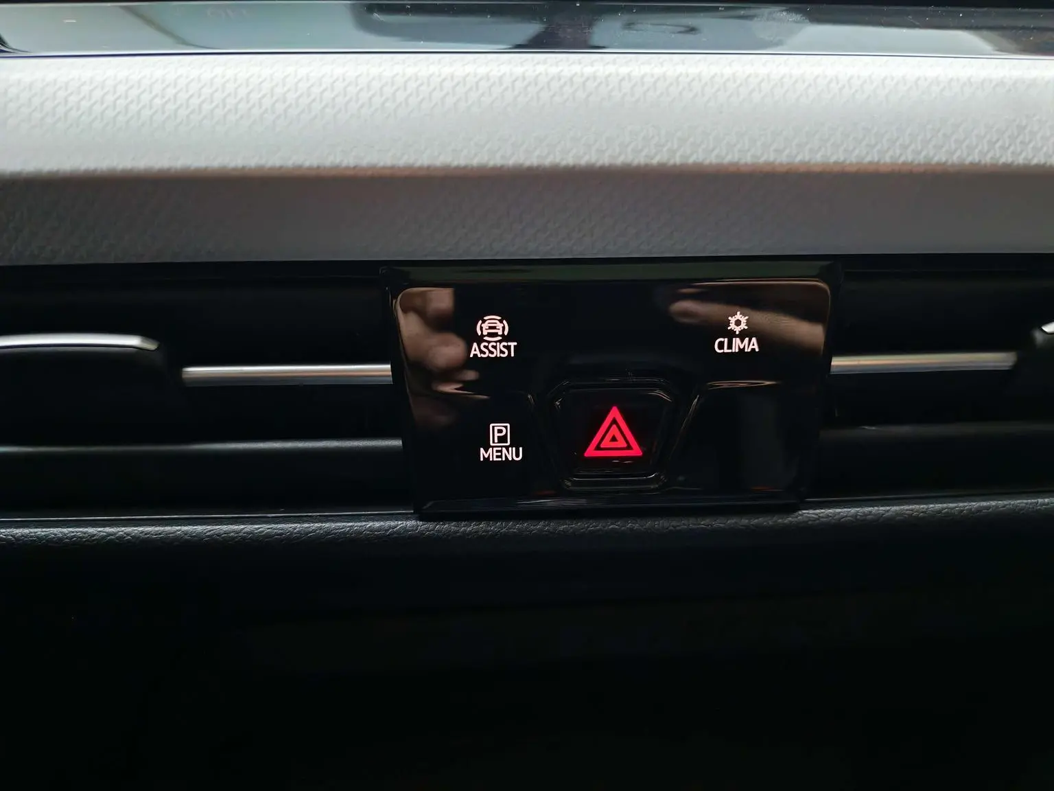 Volkswagen Golf 2023 Facelift 280TSI DSG Pro