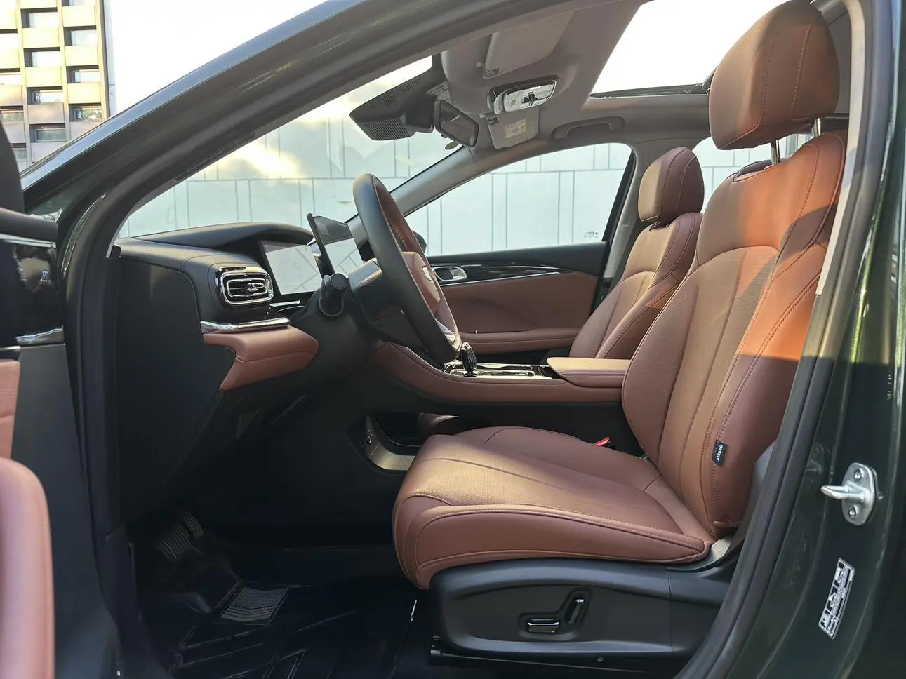 Geely Emgrand 2026 5 1.5T DCT Flagship
