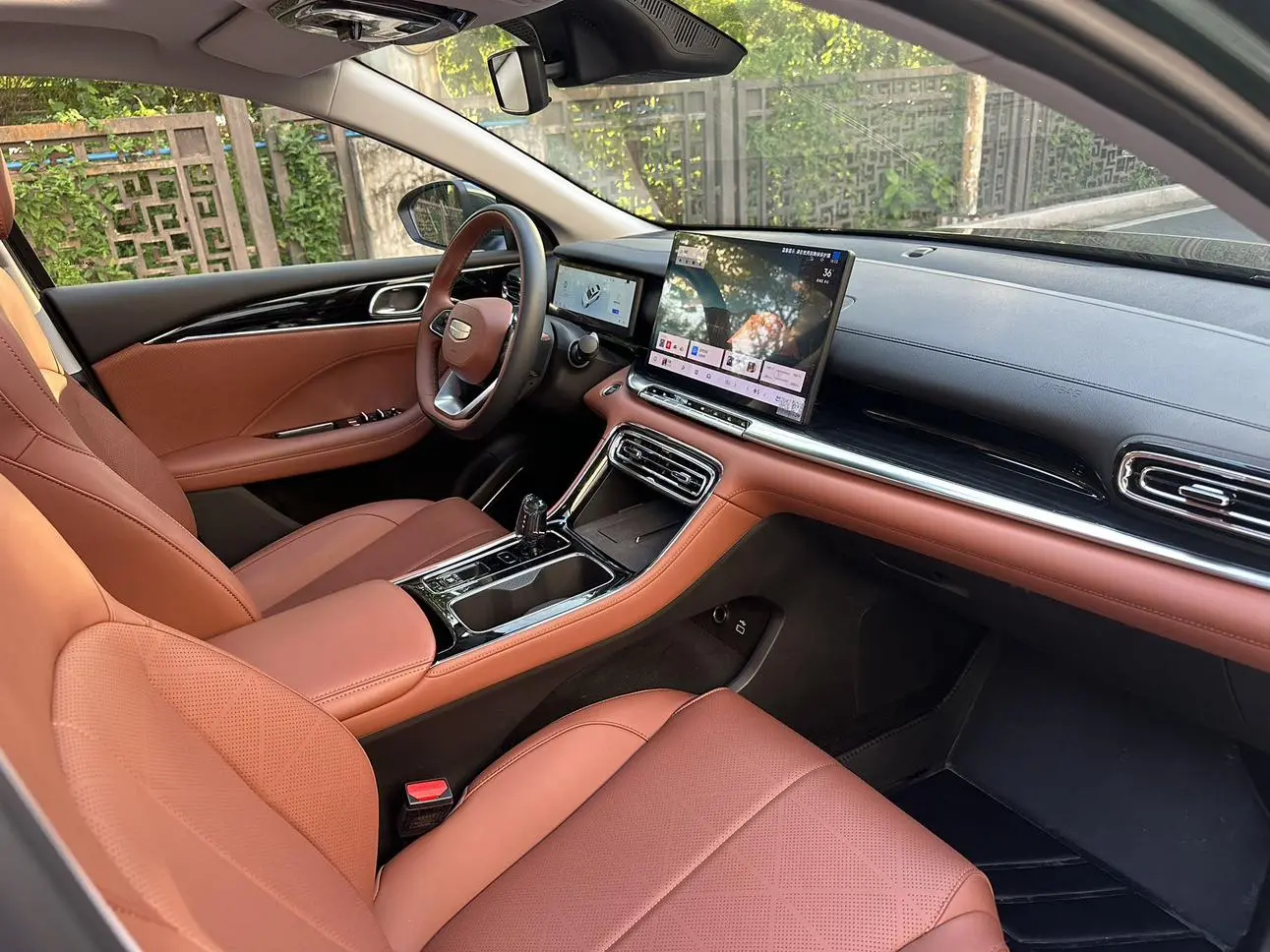 Geely Emgrand 2026 5 1.5T DCT Flagship