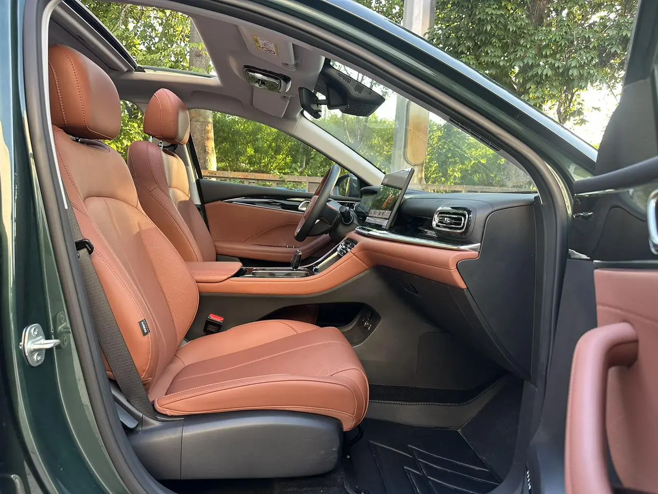 Geely Emgrand 2026 5 1.5T DCT Flagship