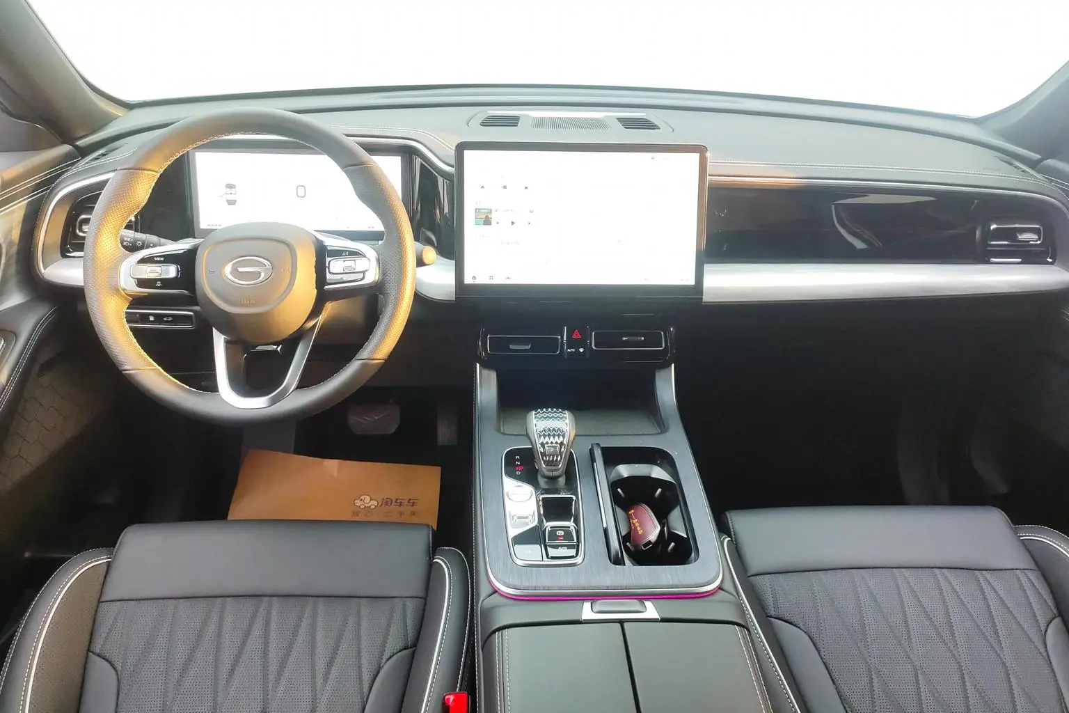 GAC Trumpchi Trumpchi GS8 2025 Series 2.0TGDI 2WD 5 seat Luxury