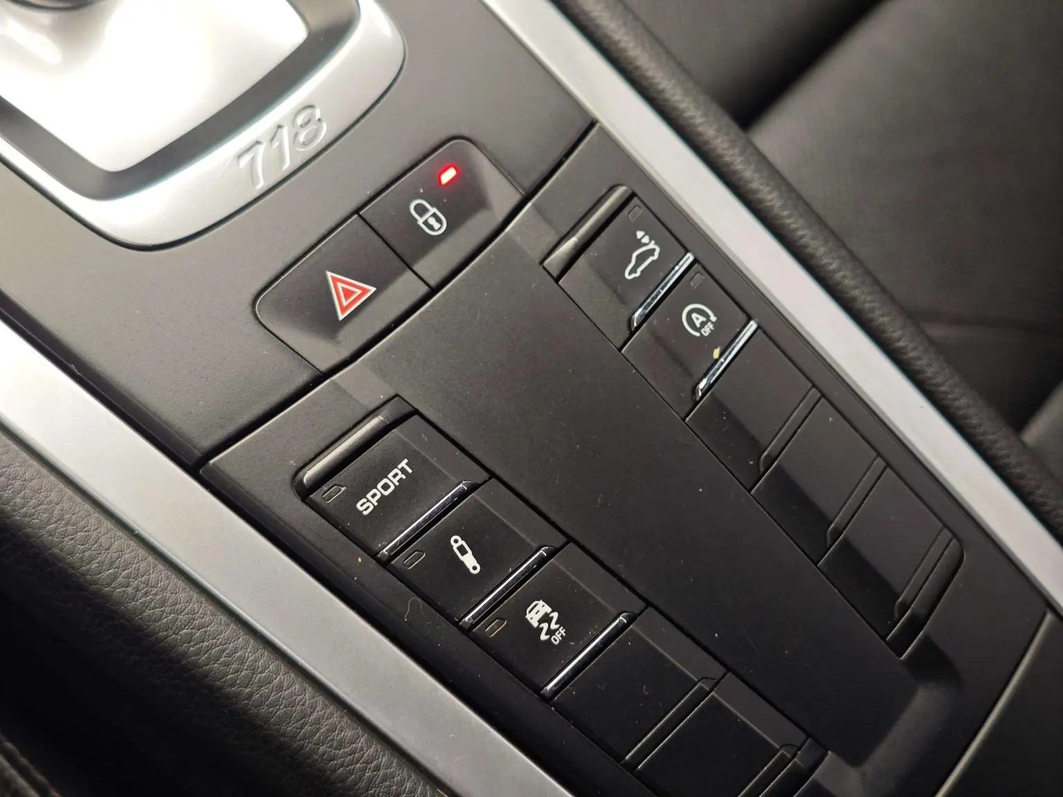 Porsche 718 2018 Cayman 2.0T