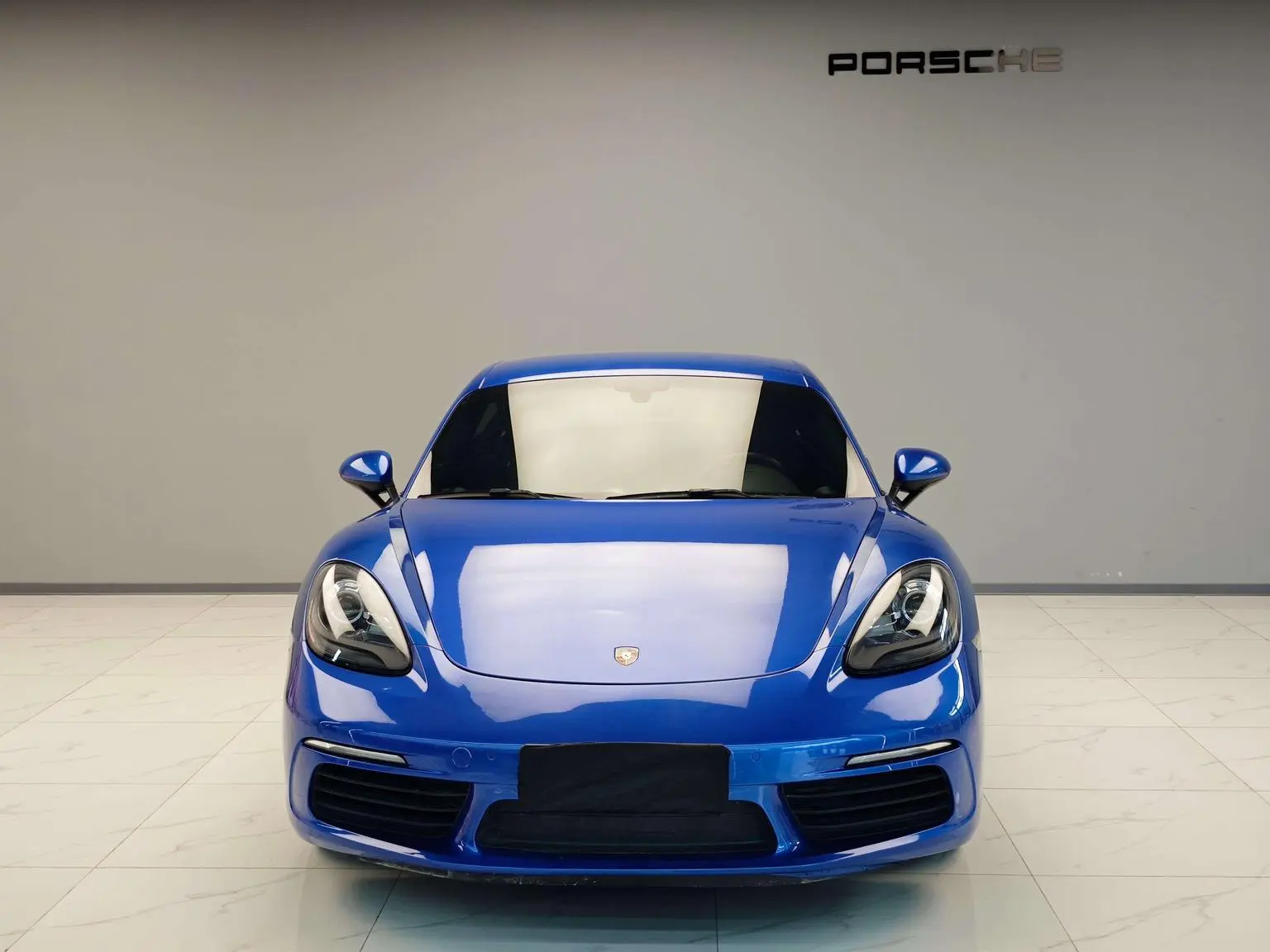Porsche 718 2018 Cayman 2.0T