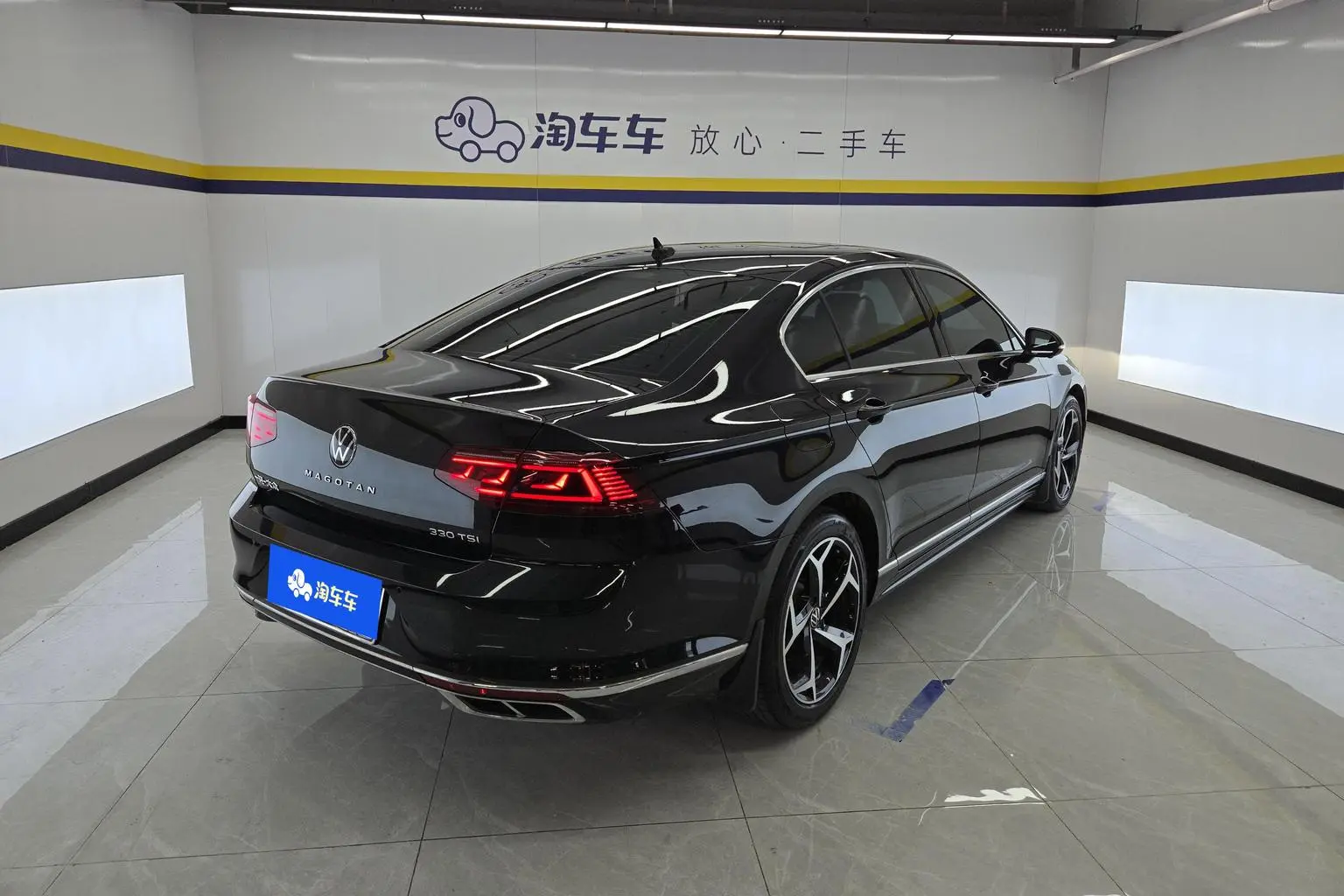 Volkswagen Magotan 2023 200 Units Commemorative 330TSI DSG Leading