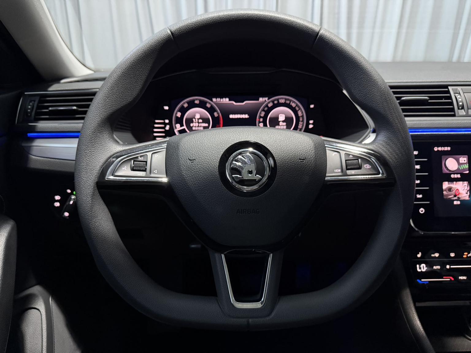 Skoda Superb 2023 TSI280 DSG Premium Plus