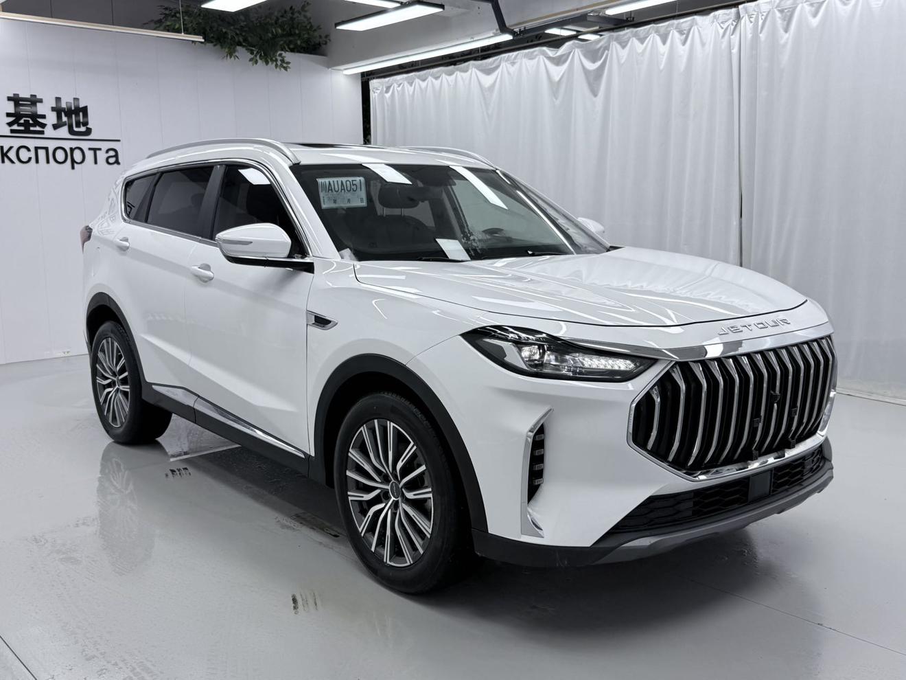 Jetour X70 PLUS 2023 1.5T DCTPLUS 7 seat
