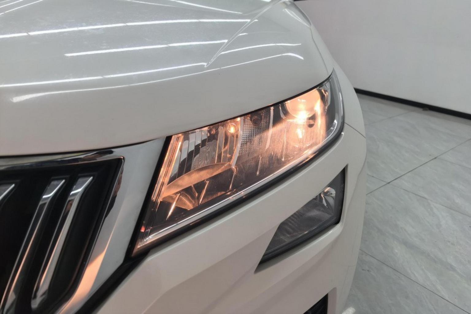 Skoda 2019 Facelift TSI330 5 seat 2WD Comfort China VI