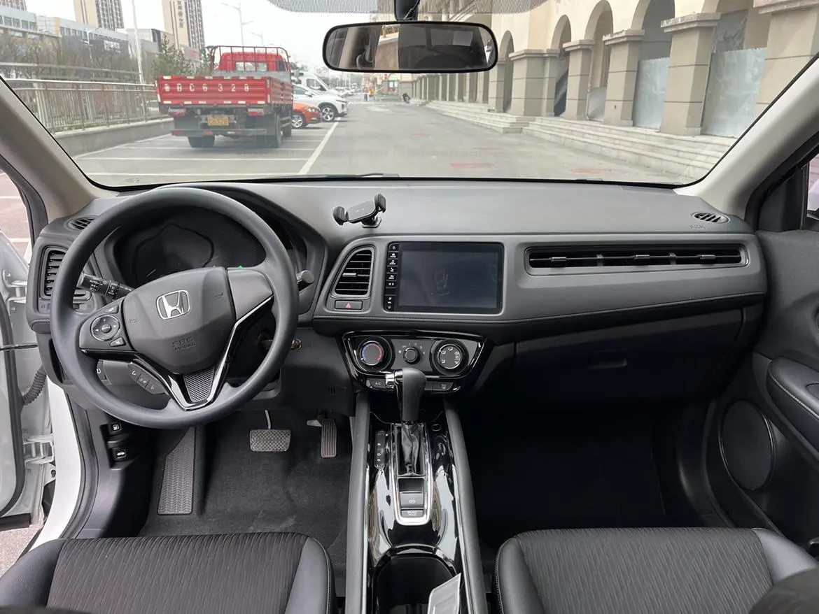 Honda Vezel 2020 1.5L CVT Elite