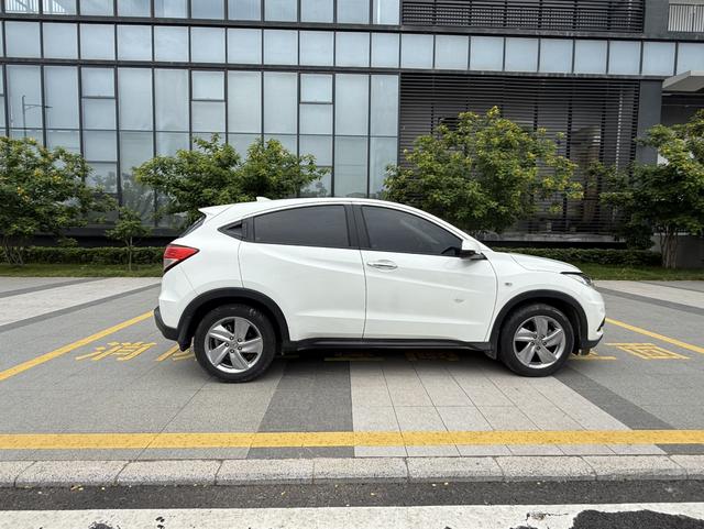 Honda Vezel 2020 1.5L CVT Elite