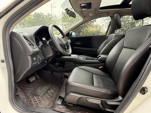 Honda Vezel 2020 1.5L CVT Elite