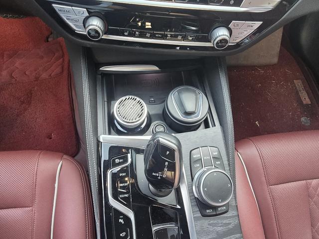 BMW 5 Series 2021 Facelift 530Li xDrive M Sport Package