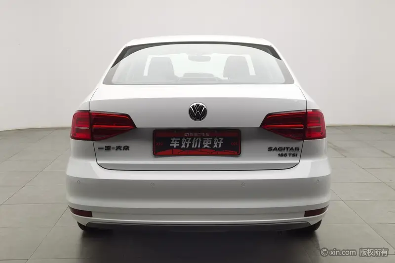 Sagitar 2018 180TSI DSG Premium Edition