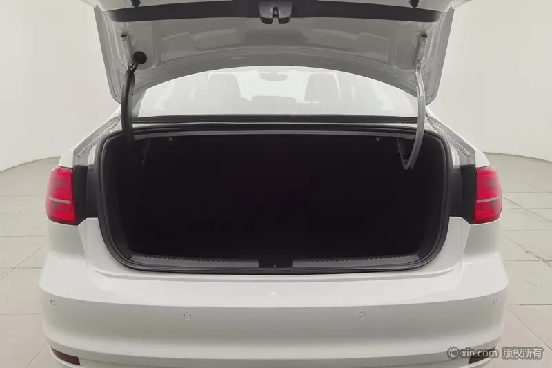 Sagitar 2018 180TSI DSG Premium Edition