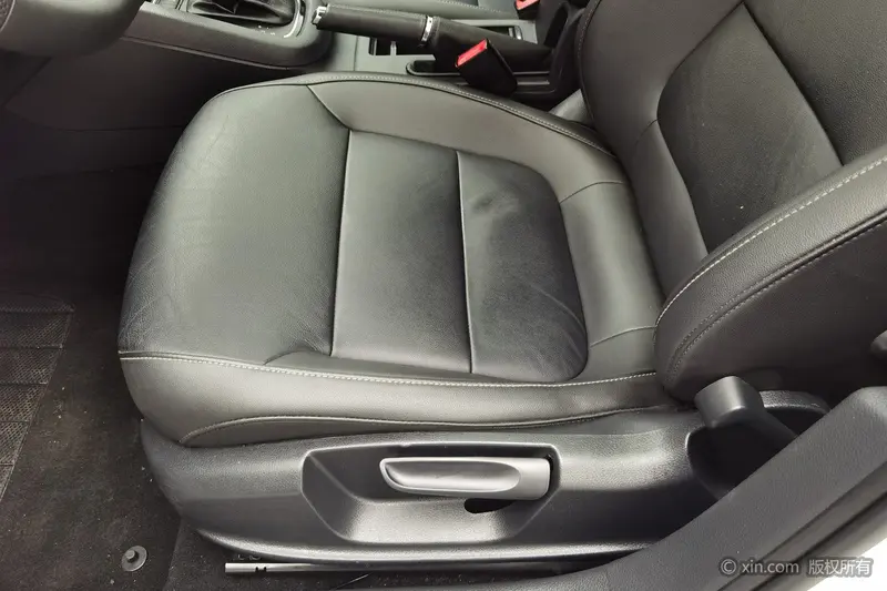 Sagitar 2018 180TSI DSG Premium Edition