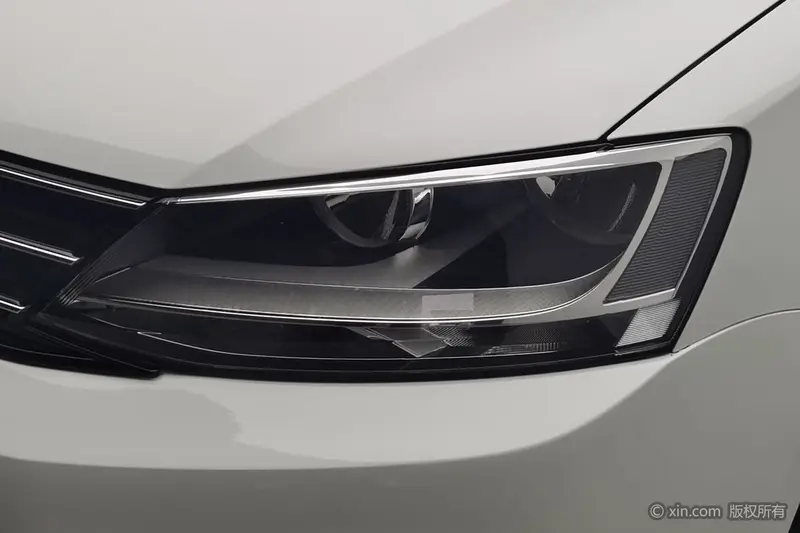 Sagitar 2018 180TSI DSG Premium Edition