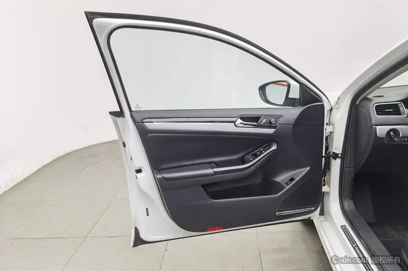 Sagitar 2018 180TSI DSG Premium Edition