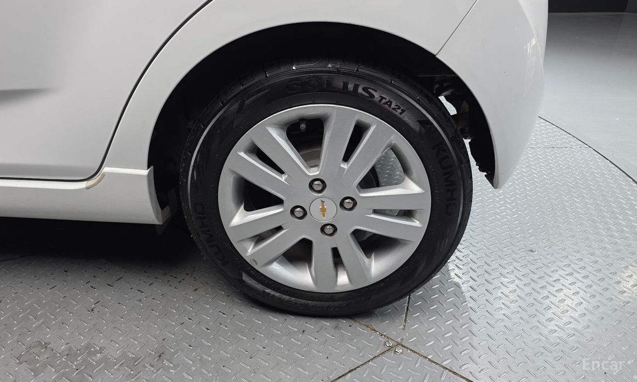 Chevrolet (GM Daewoo) Spark LT 2014