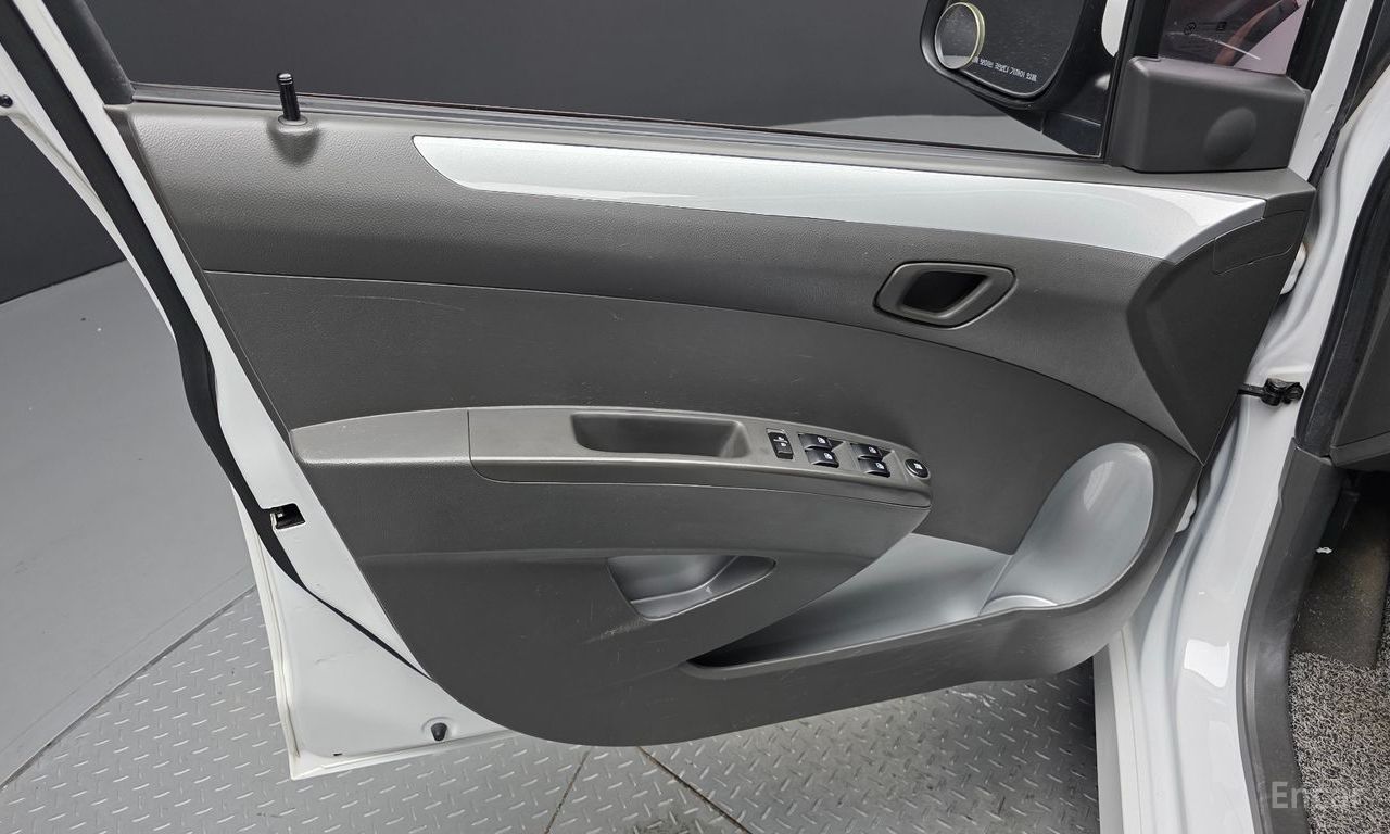 Chevrolet (GM Daewoo) Spark LT 2014