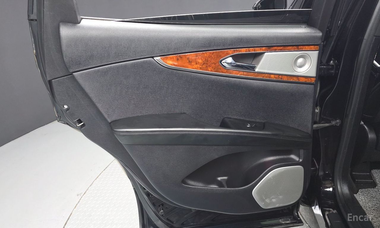 Lincoln Nautilus 1st generation 2.7 Reserve AWD 2019